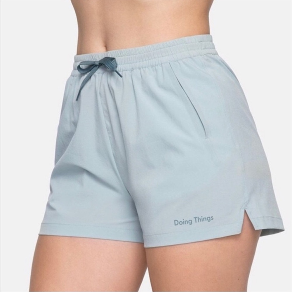 Outdoor Voices Women Shorts Size Medium